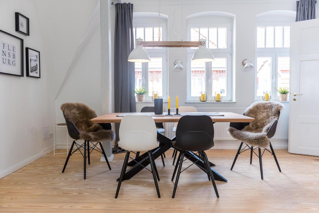 Fewo1846 - Flensburg68 - Komfortable Maisonettewohnung Fuer 6 Personen Mit Dachbalkon Im 4 Og Exteriör bild