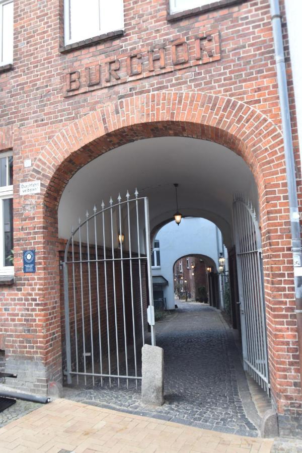 Fewo1846 - Flensburg68 - Komfortable Maisonettewohnung Fuer 6 Personen Mit Dachbalkon Im 4 Og Exteriör bild